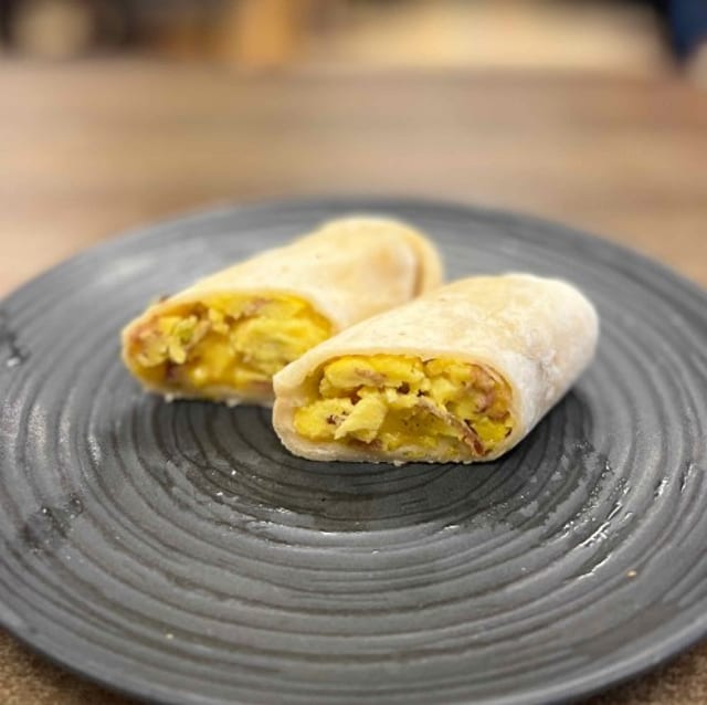 Veggie Breakfast Burrito (Serves 6).